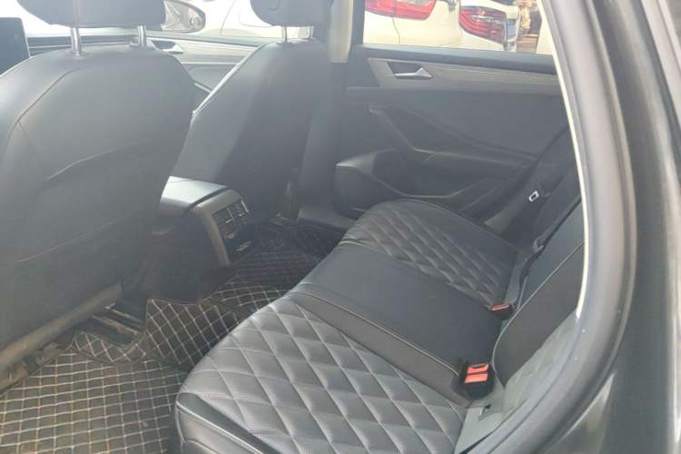 Used Volkswagen Sagitar 2023 300TSI DSG Excellence Edition Left Rear Seat