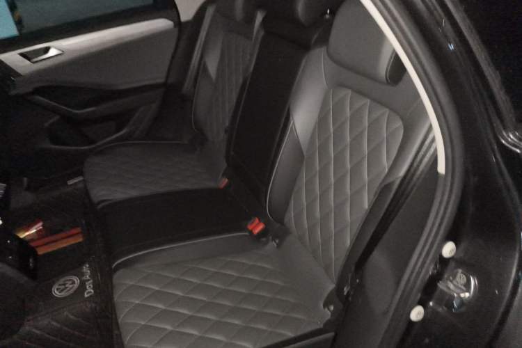 Used Volkswagen Sagitar 2023 300TSI DSG Excellence Edition Left Rear Seat