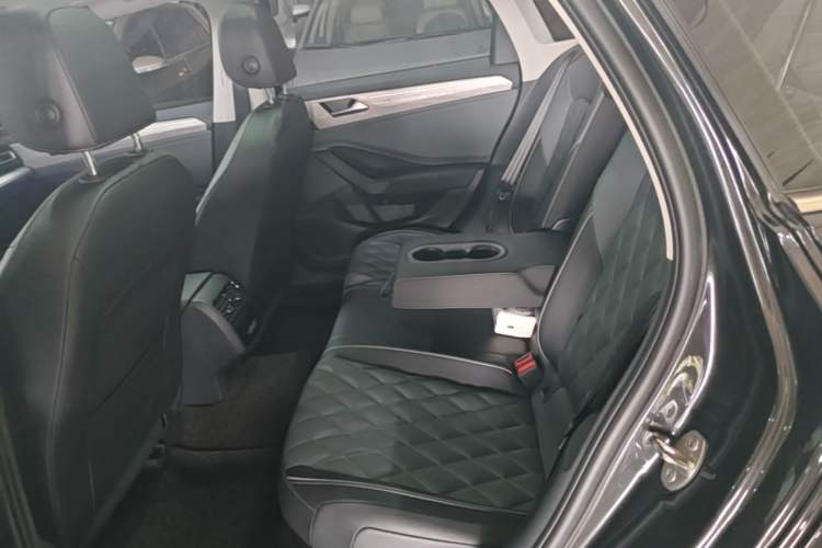 Used Volkswagen Sagitar 2023 300TSI DSG Excellence Edition Left Rear Seat