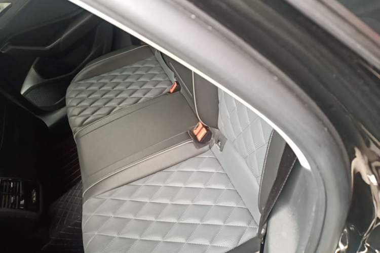 Used Volkswagen Sagitar 2023 300TSI DSG Excellence Edition Left Rear Seat