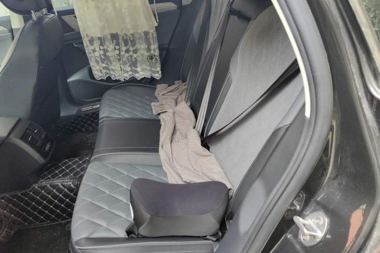 Used Volkswagen Sagitar 2023 300TSI DSG Excellence Edition Left Rear Seat