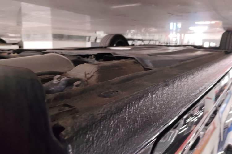Used Volkswagen Sagitar 2023 300TSI DSG Excellence Edition Left Side Sill