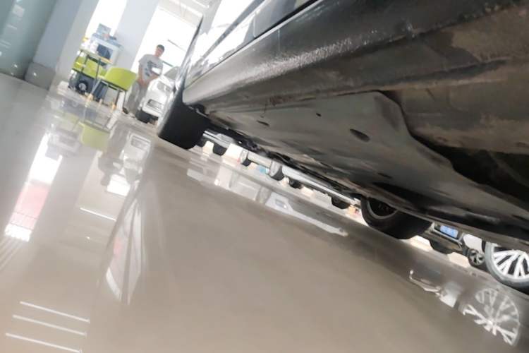 Used Volkswagen Sagitar 2023 300TSI DSG Excellence Edition Left Side Sill