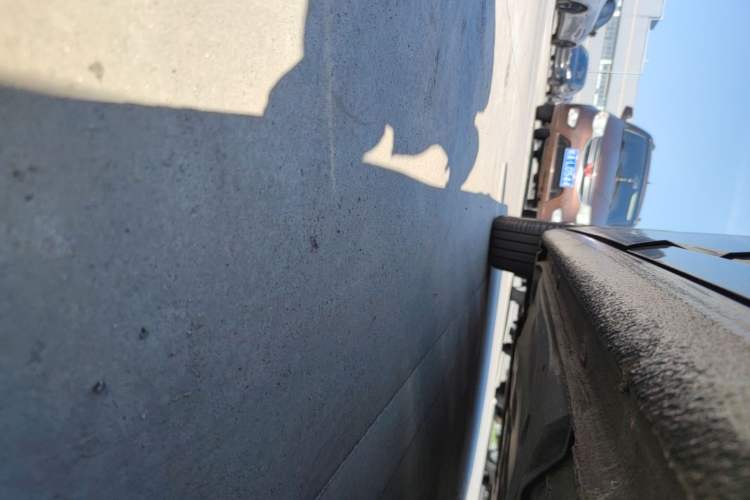 Used Volkswagen Sagitar 2023 300TSI DSG Excellence Edition Left Side Sill