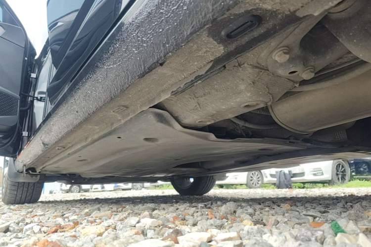Used Volkswagen Sagitar 2023 300TSI DSG Excellence Edition Left Side Sill