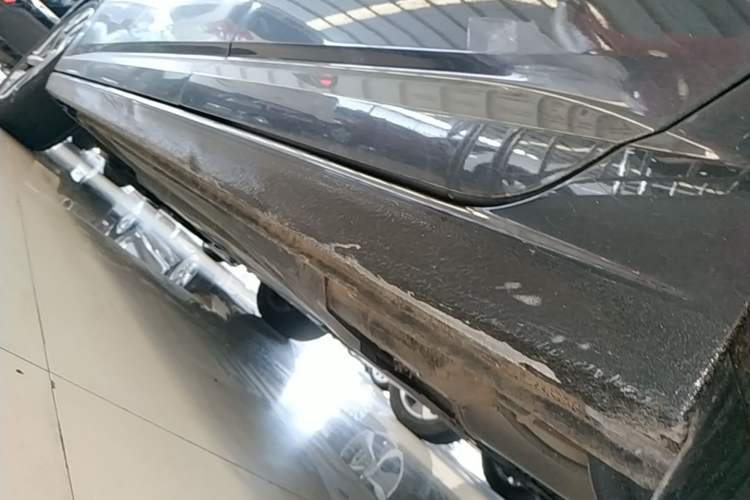 Used Volkswagen Sagitar 2023 300TSI DSG Excellence Edition Left Side Sill