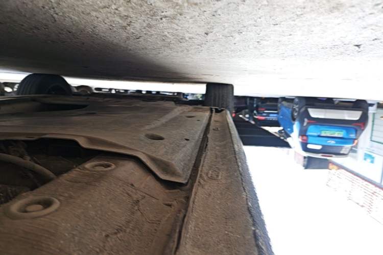 Used Volkswagen Sagitar 2023 300TSI DSG Excellence Edition Left Side Sill