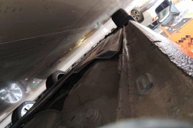 Used Volkswagen Sagitar 2023 300TSI DSG Excellence Edition Left Side Sill