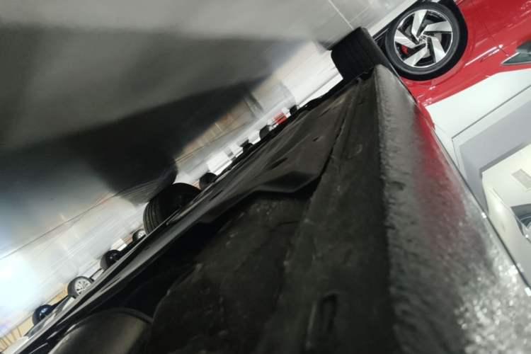 Used Volkswagen Sagitar 2023 300TSI DSG Excellence Edition Left Side Sill