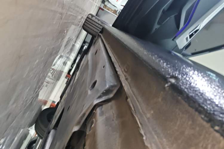 Used Volkswagen Sagitar 2023 300TSI DSG Excellence Edition Left Side Sill