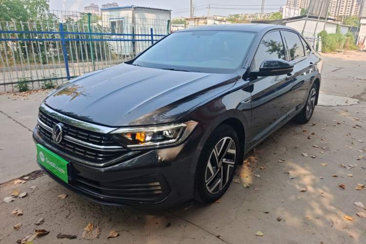 Volkswagen Sagitar 2023 300TSI DSG Flyover Edition
