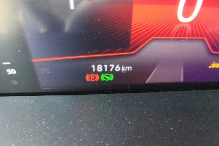 Used Volkswagen Sagitar 2023 300TSI DSG Excellence Edition Odometer Close Up