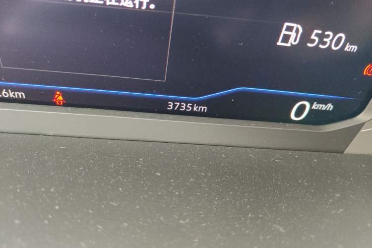 Used Volkswagen Sagitar 2023 300TSI DSG Excellence Edition Odometer Close Up