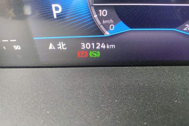 Used Volkswagen Sagitar 2023 300TSI DSG Excellence Edition Odometer Close Up