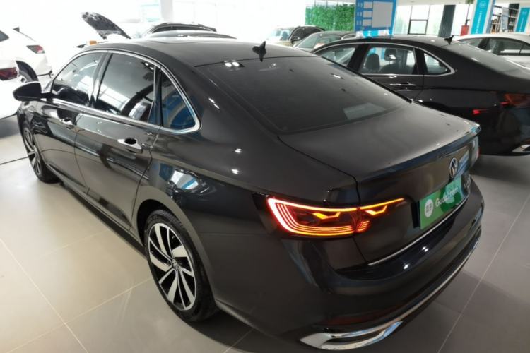 Used Volkswagen Sagitar 2023 300TSI DSG Excellence Edition Rear Left 45 Deg