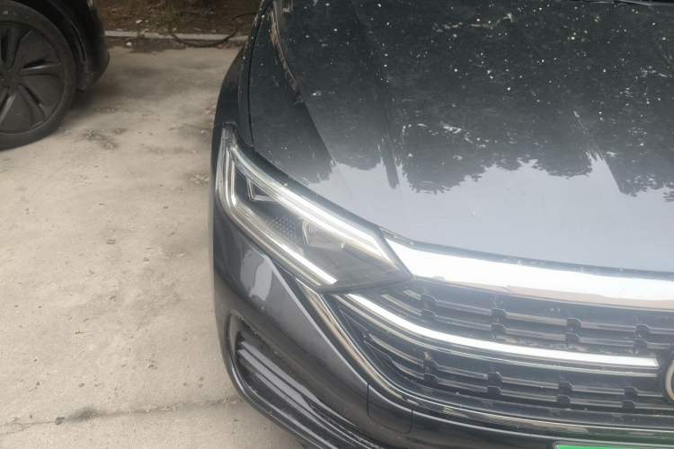 Used Volkswagen Sagitar 2023 200TSI DSG Flyover Edition Right Front Headlight