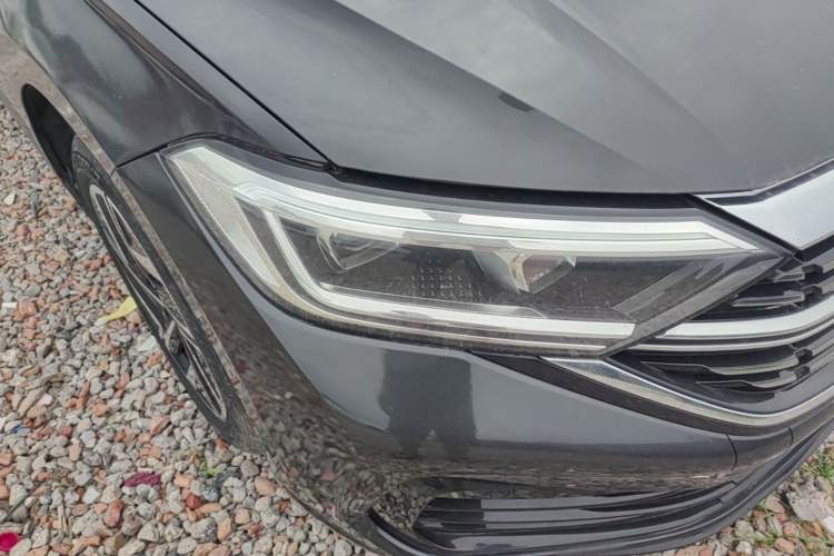 Used Volkswagen Sagitar 2023 200TSI DSG Excellence Edition Right Front Headlight