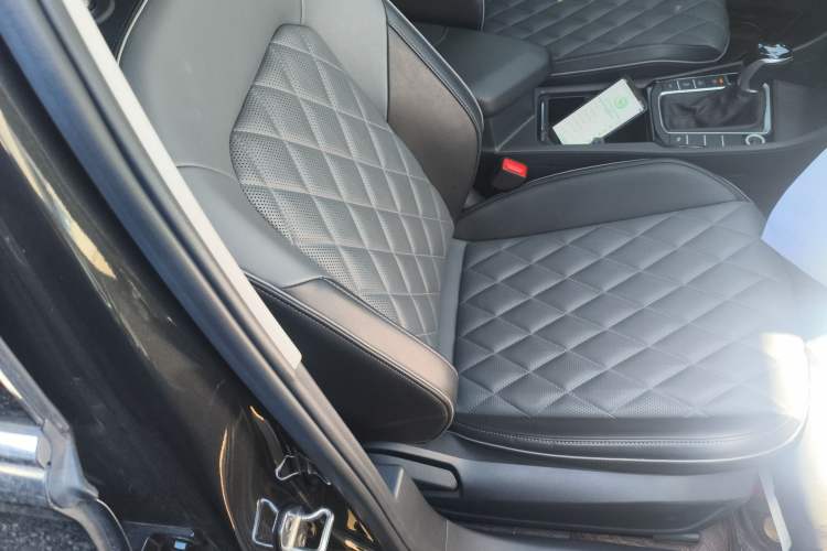 Used Volkswagen Sagitar 2023 280TSI DSG Beyond Lite Edition Right Front Seat