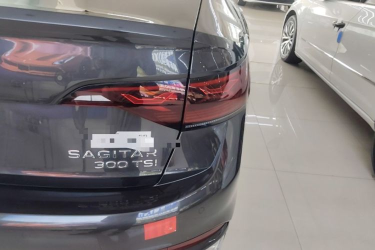 Used Volkswagen Sagitar 2023 300TSI DSG Excellence Edition Right Rear Taillight