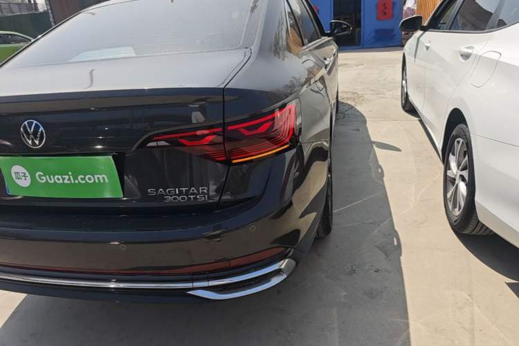 Used Volkswagen Sagitar 2023 300TSI DSG Excellence Edition Right Rear Taillight