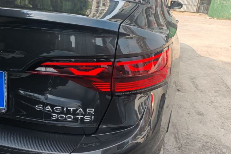 Used Volkswagen Sagitar 2023 300TSI DSG Excellence Edition Right Rear Taillight