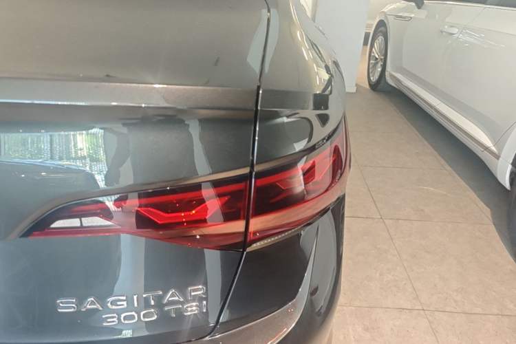 Used Volkswagen Sagitar 2023 300TSI DSG Excellence Edition Right Rear Taillight