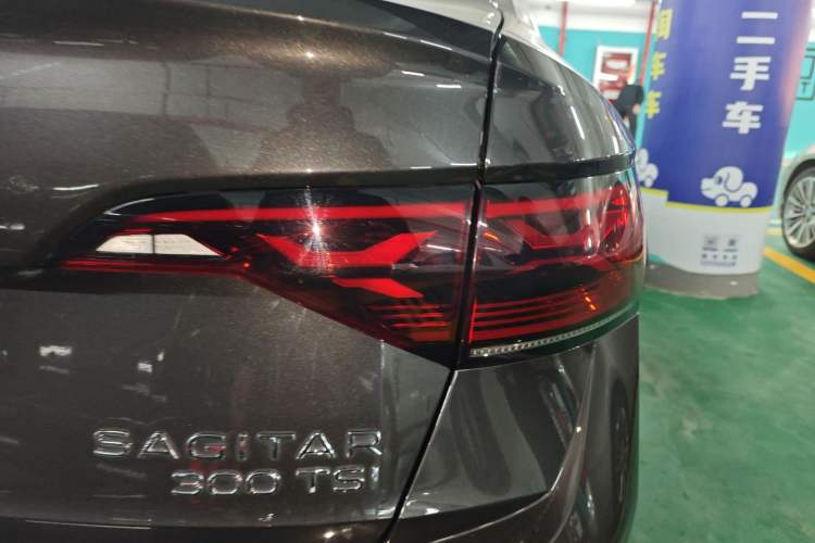 Used Volkswagen Sagitar 2023 300TSI DSG Excellence Edition Right Rear Taillight