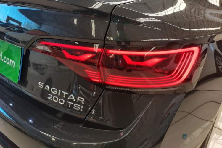 Used Volkswagen Sagitar 2023 200TSI DSG Excellence Edition Right Rear Taillight