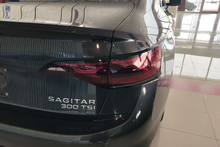 Used Volkswagen Sagitar 2023 300TSI DSG Excellence Edition Right Rear Taillight