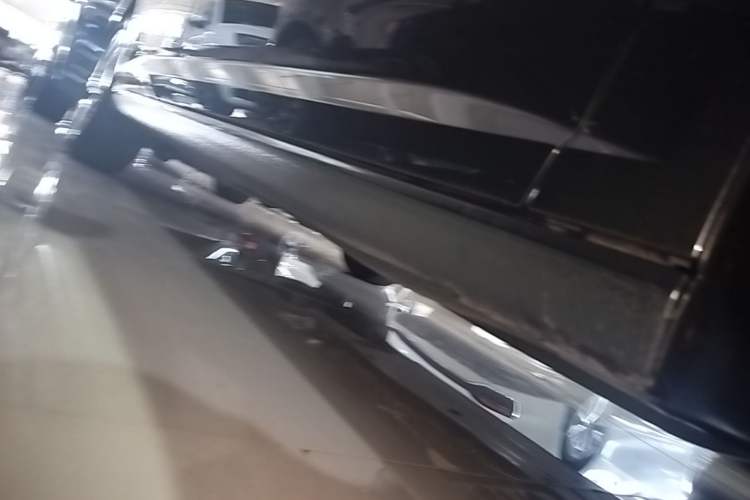 Used Volkswagen Sagitar 2023 300TSI DSG Excellence Edition Right Side Sill