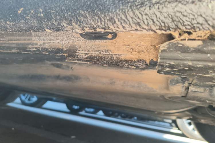 Used Volkswagen Sagitar 2023 280TSI DSG Beyond Lite Edition Right Side Sill