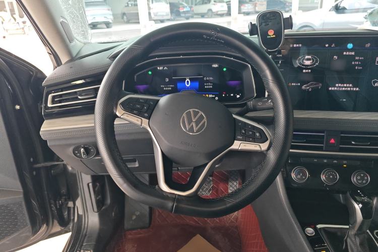Used Volkswagen Sagitar 2023 300TSI DSG Excellence Edition Steering Wheel