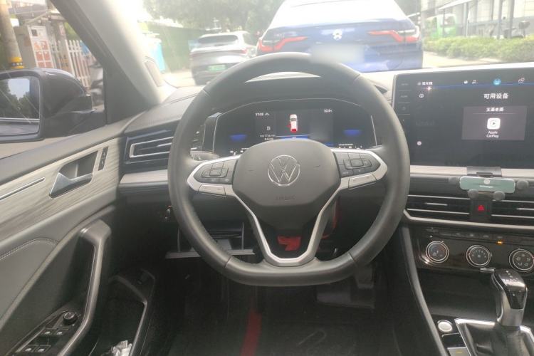 Used Volkswagen Sagitar 2023 300TSI DSG Excellence Edition Steering Wheel