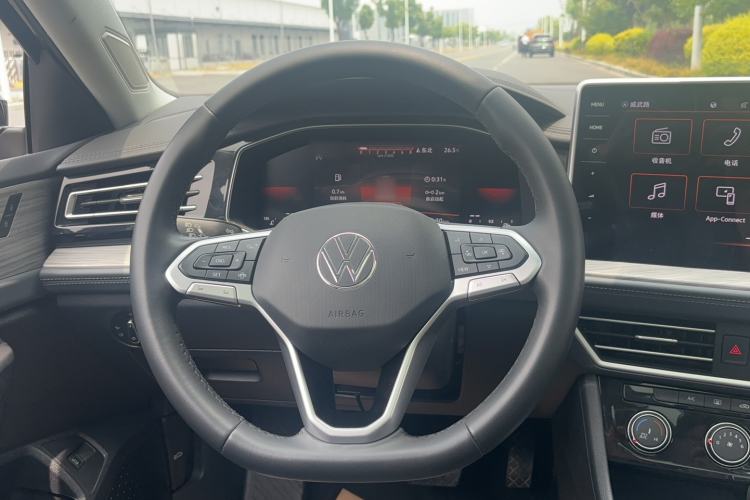 Used Volkswagen Sagitar 2023 300TSI DSG Excellence Edition Steering Wheel