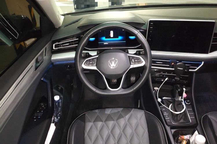 Used Volkswagen Sagitar 2023 280TSI DSG Excellence Plus Edition Steering Wheel