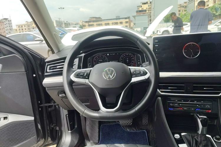Used Volkswagen Sagitar 2023 300TSI DSG Excellence Edition Steering Wheel