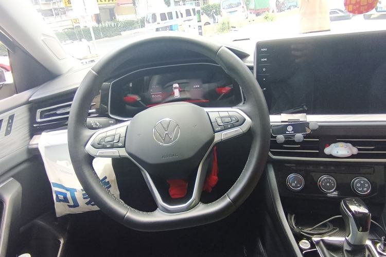 Used Volkswagen Sagitar 2023 300TSI DSG Excellence Edition Steering Wheel