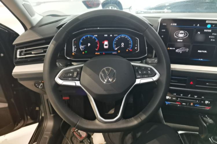 Used Volkswagen Sagitar 2023 300TSI DSG Excellence Edition Steering Wheel