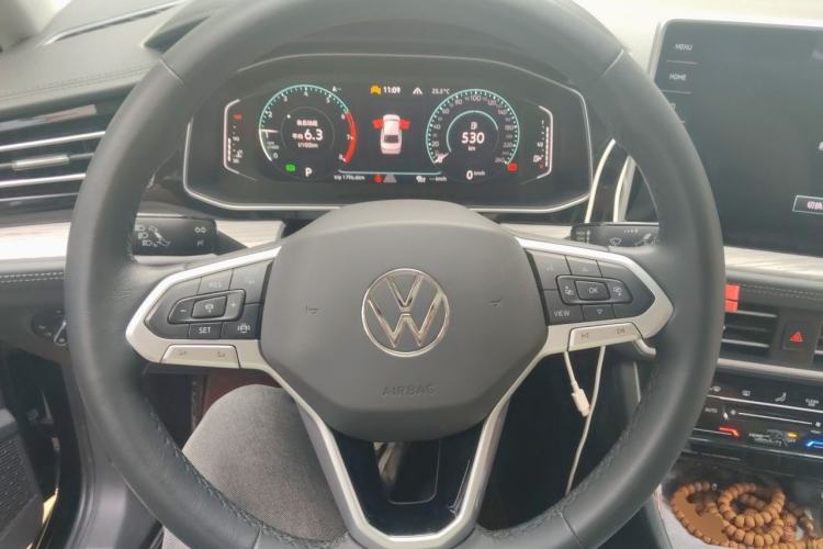 Used Volkswagen Sagitar 2023 280TSI DSG Excellence Edition Steering Wheel
