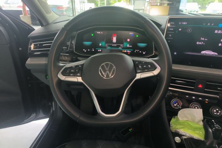 Used Volkswagen Sagitar 2023 300TSI DSG Excellence Edition Steering Wheel