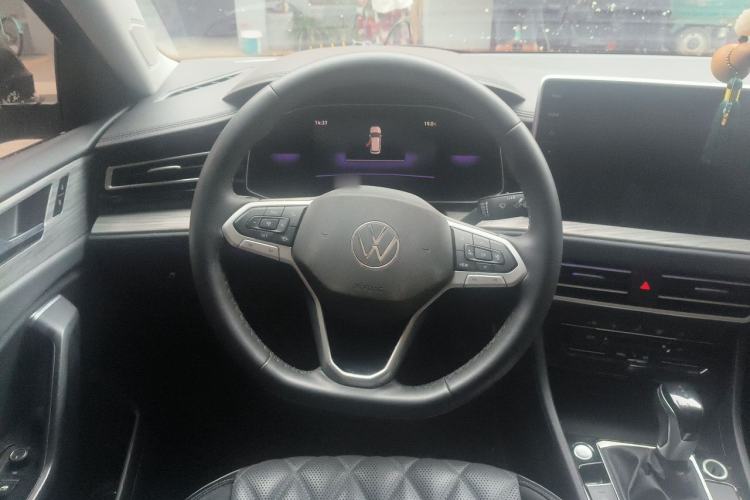 Used Volkswagen Sagitar 2023 200TSI DSG Flyover Edition Steering Wheel
