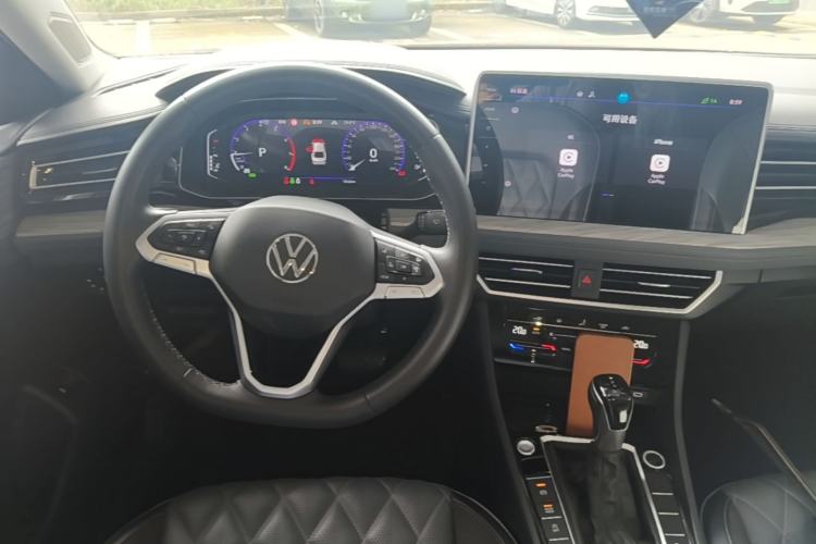Used Volkswagen Sagitar 2023 300TSI DSG Excellence Edition Steering Wheel