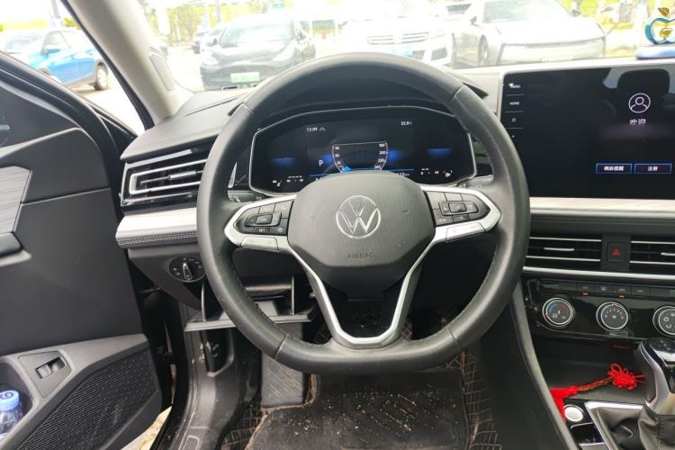Used Volkswagen Sagitar 2023 300TSI DSG Excellence Edition Steering Wheel