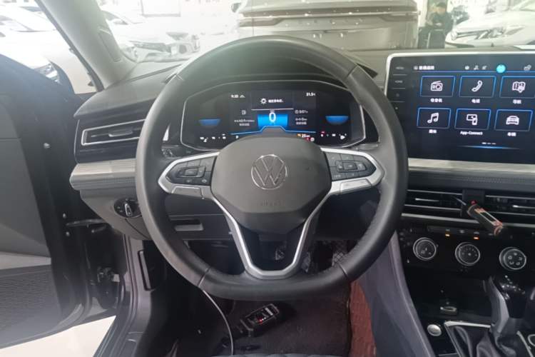 Used Volkswagen Sagitar 2023 300TSI DSG Excellence Edition Steering Wheel