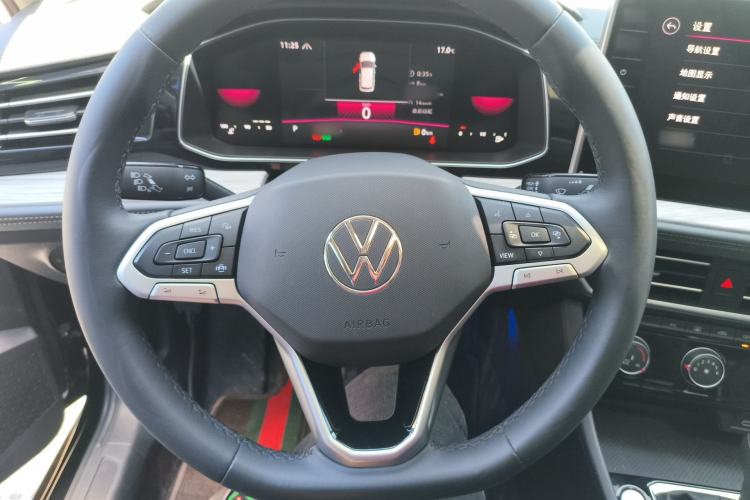 Used Volkswagen Sagitar 2023 280TSI DSG Beyond Lite Edition Steering Wheel