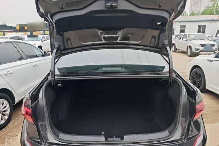 Used Volkswagen Sagitar 2023 300TSI DSG Excellence Edition Trunk