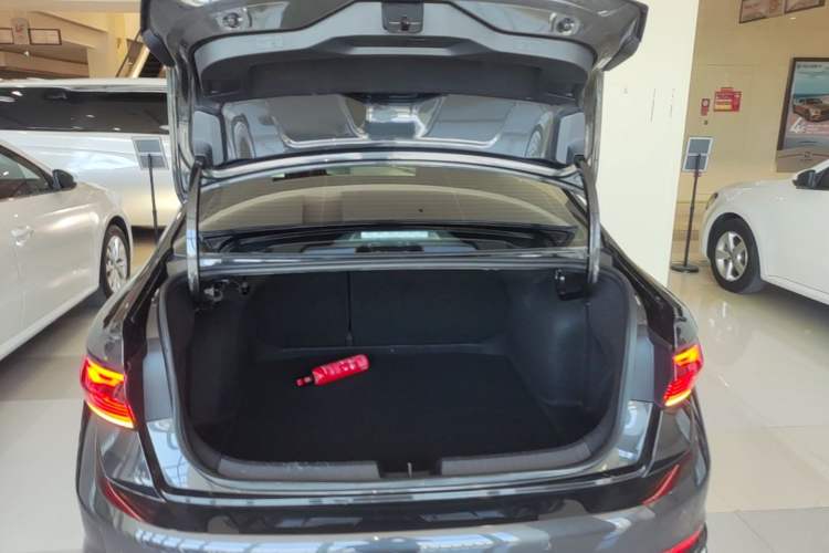 Used Volkswagen Sagitar 2023 300TSI DSG Excellence Edition Trunk