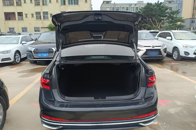 Used Volkswagen Sagitar 2023 280TSI DSG Excellence Edition Trunk