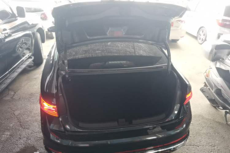 Used Volkswagen Sagitar 2023 300TSI DSG Excellence Edition Trunk