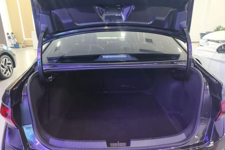 Used Volkswagen Sagitar 2023 300TSI DSG Excellence Edition Trunk